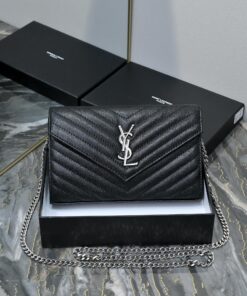 Envelope Chain Wallet Silver Caviar