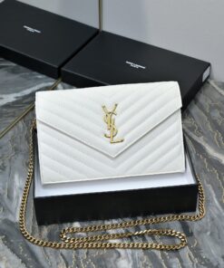 Envelope Chain Wallet White